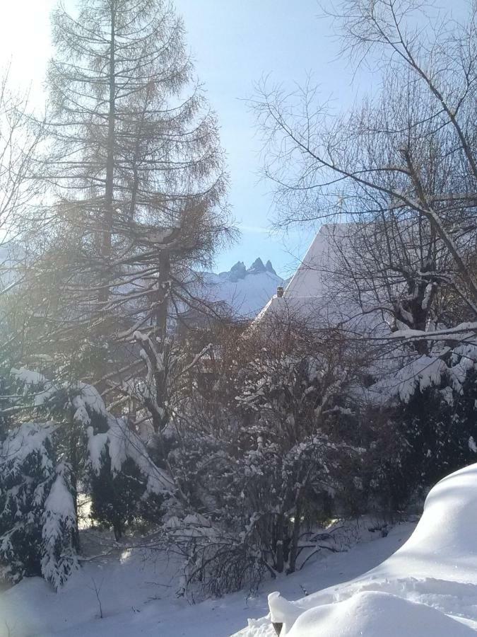Bel Appartement Au Rez De Chaussee D'Un Chalet Jarrier Exterior foto
